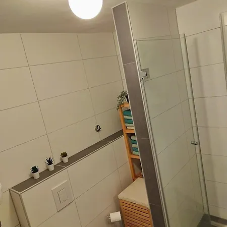 شقة 2-zi-apartment Inmitten Der Altstadt *